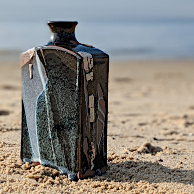 Bouteille haute en grès (essai boutique)